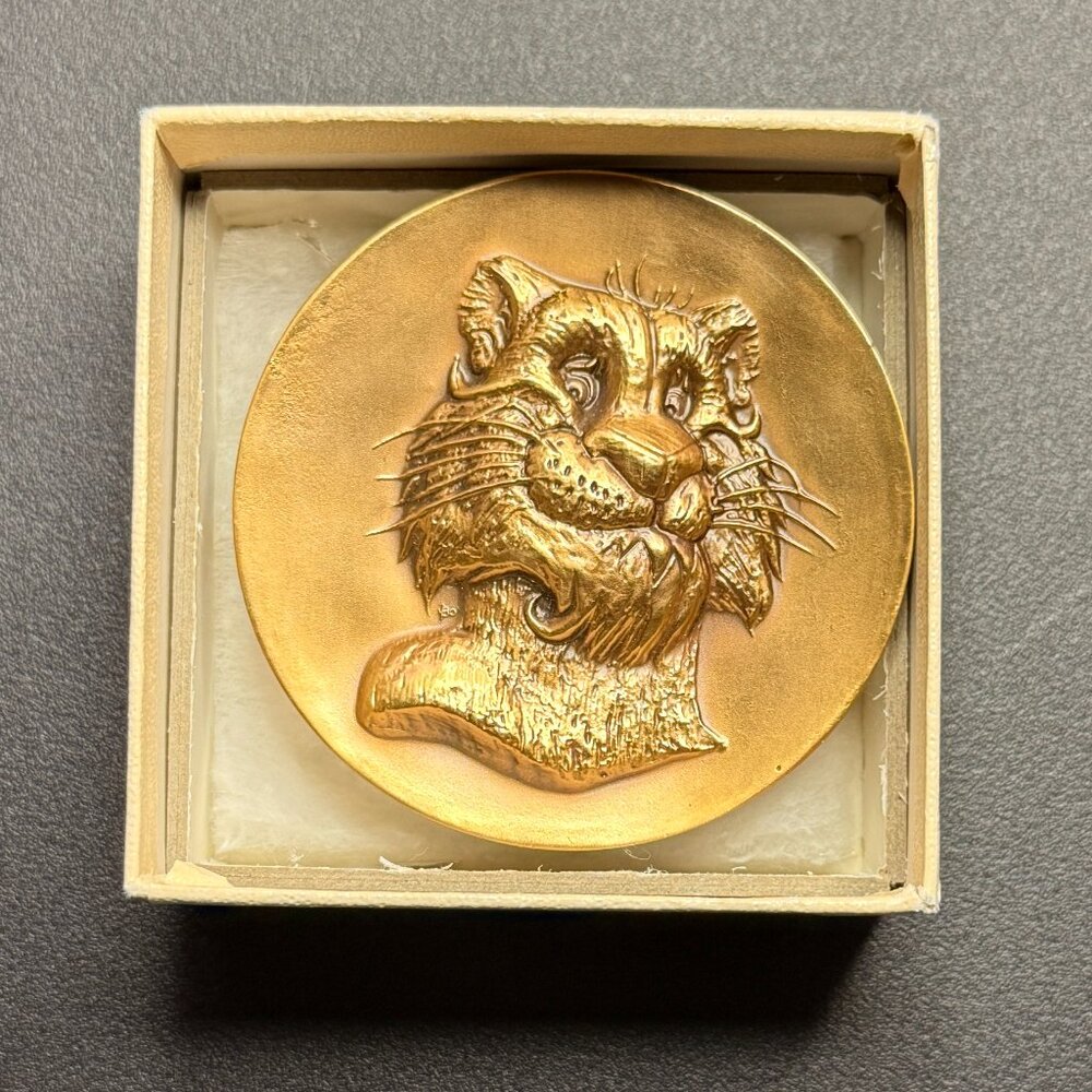 Belt Buckle - Vintage Exxon/Esso "Tiger in Your Tank"